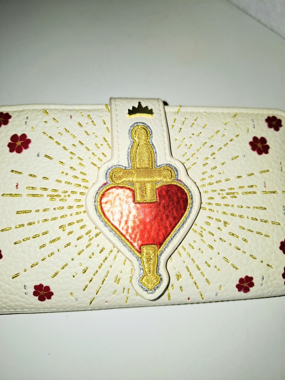 Loungefly Disney Snow White  Wallet with Red Accent and Gold Details - Picture 10 of 10